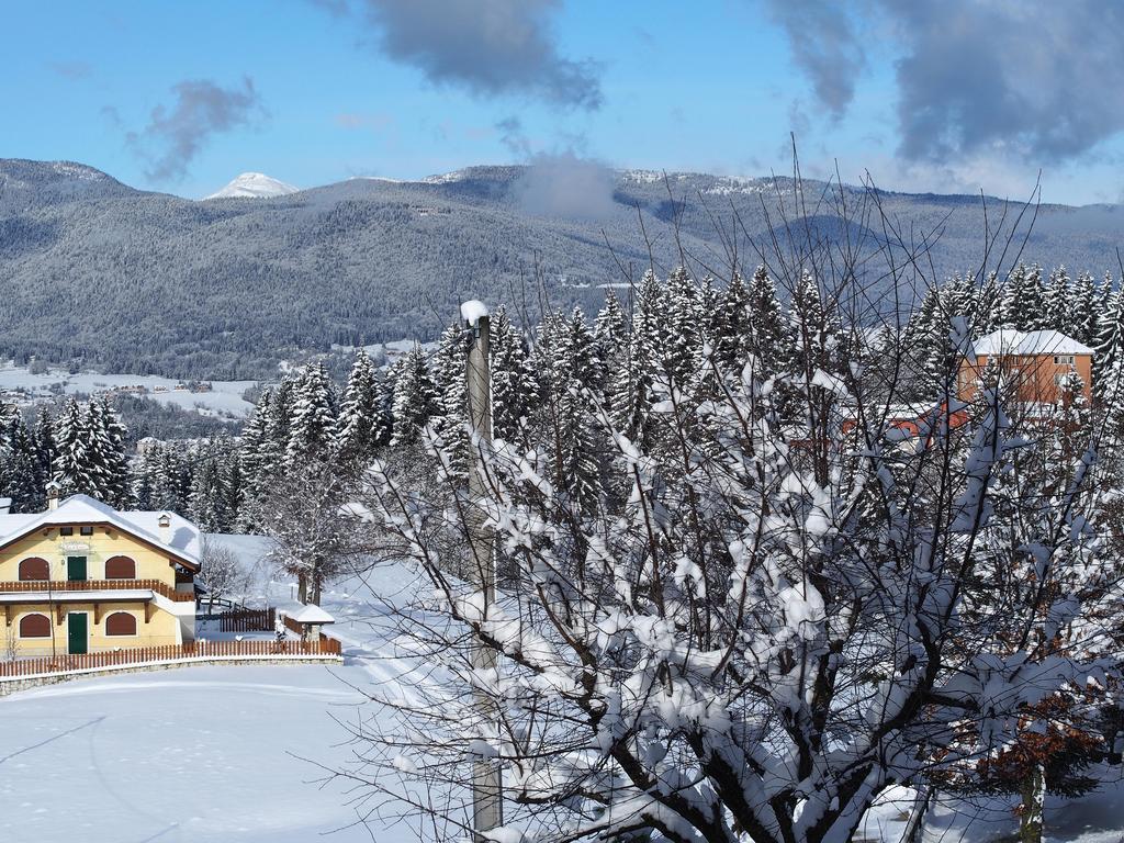 Hotel Belvedere Roana Bagian luar foto